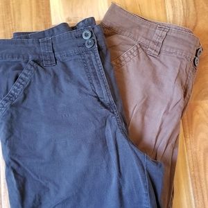 TWO Kim Rogers Capri cargos FAIR condition
